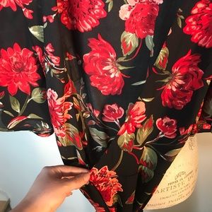 Black & Red floral Forever 21 dress- NWOT